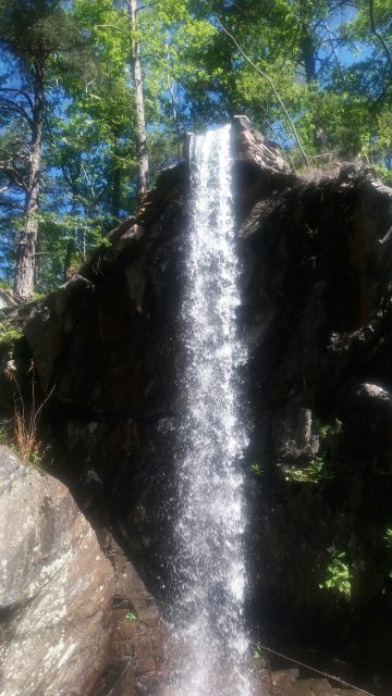 Trollfossen er der fortsatt!